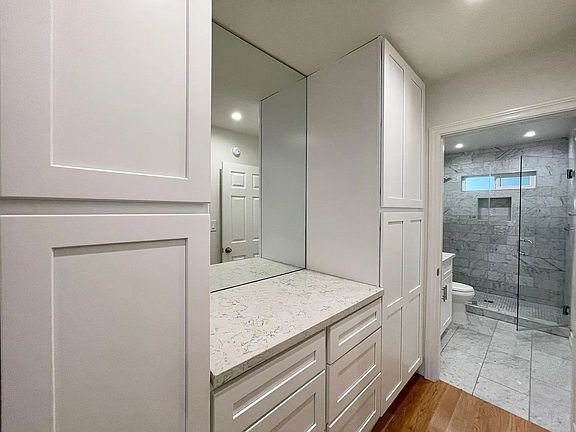 3rd image of 1425 N Harper Ave APT 3