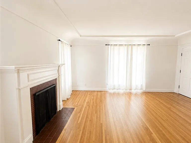 10820 Hunter Ave — Photo 10