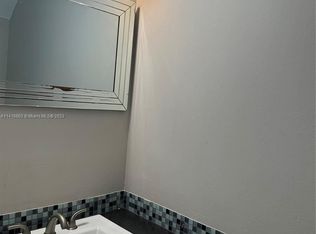 2403 SW 106th Ave, Hollywood, FL 33025