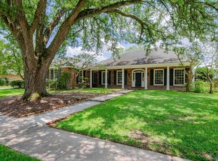 4445 Pine Ridge Dr, Baton Rouge, LA 70809