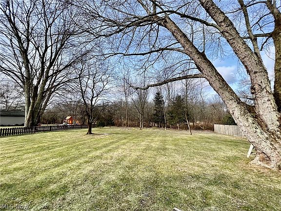 3rd image of 6144 Chidester Dr