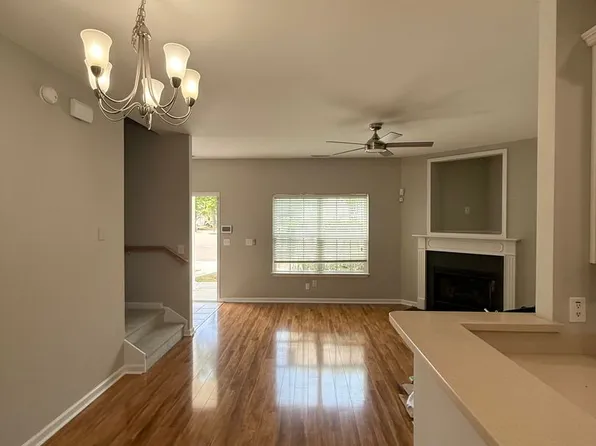 4101 Perrine St, Charleston, SC 29414