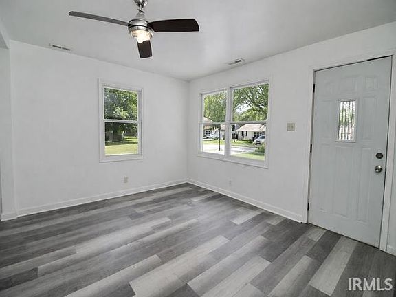 2nd image of 1820 Euclid Dr