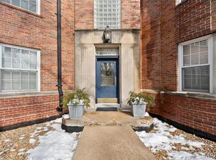 Wellington Way Condominiums, Saint Louis, MO 63105