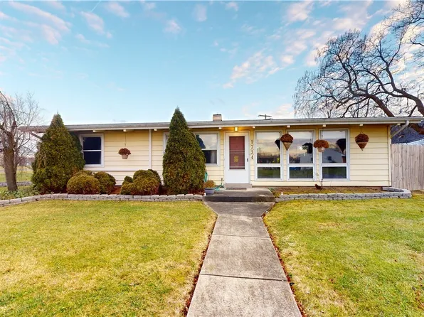 1734 Broadway, Grand Island, NY 14072