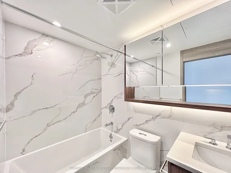 68 Esther Shiner Blvd #2016 — Photo 23