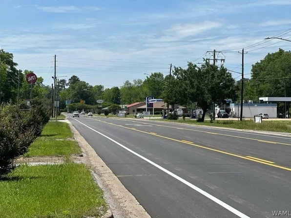 615 Highway 82 E, Reform, AL 35481