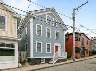 30 Prospect Hill St #2, Newport, RI 02840