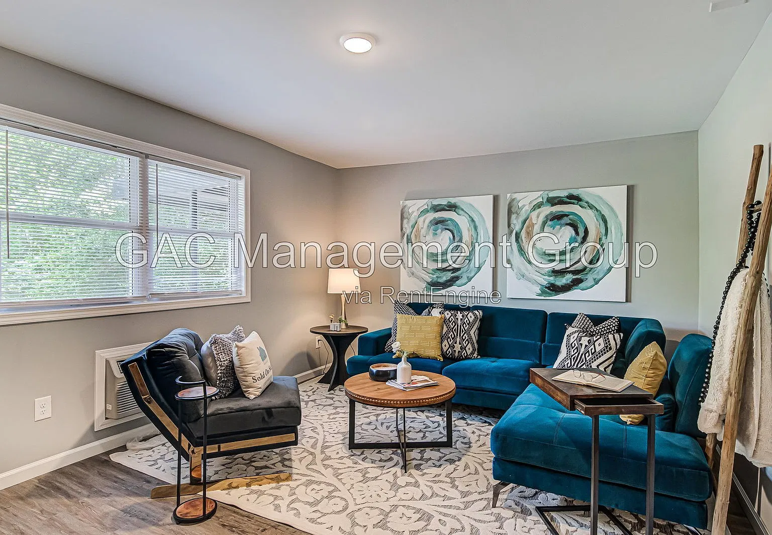 604 Anson St — Photo 4