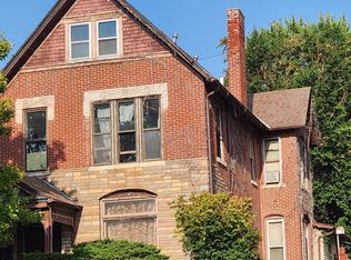 438 N 6th St APT A, Quincy, IL 62301
