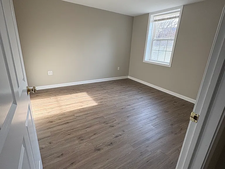 208 S Cherry St #4 — Photo 7