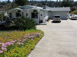 854 S Grade Rd, Alpine, CA 91901