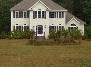 36 Bald Hill Rd, Raymond, NH 03077