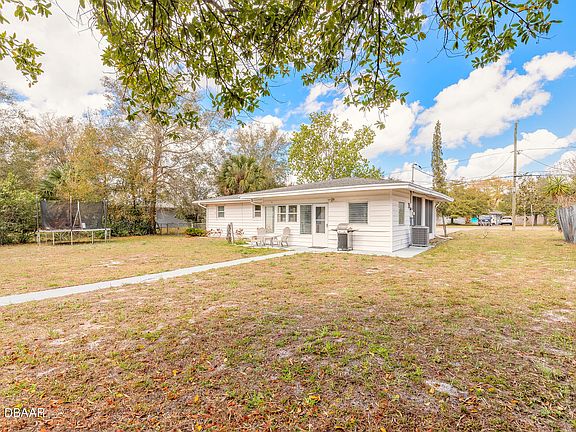 4th image of 1604 Old Daytona Rd