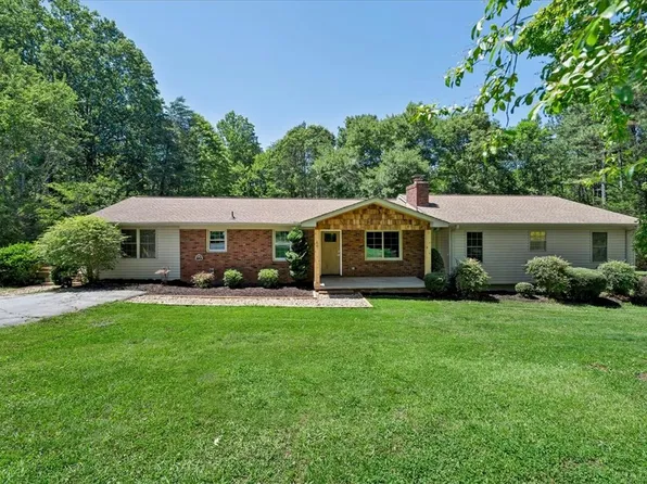 109 Lanford Dr, Seneca, SC 29672