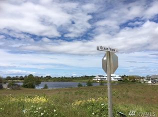 7 Ocean View Ct, Pt Roberts, WA 98281