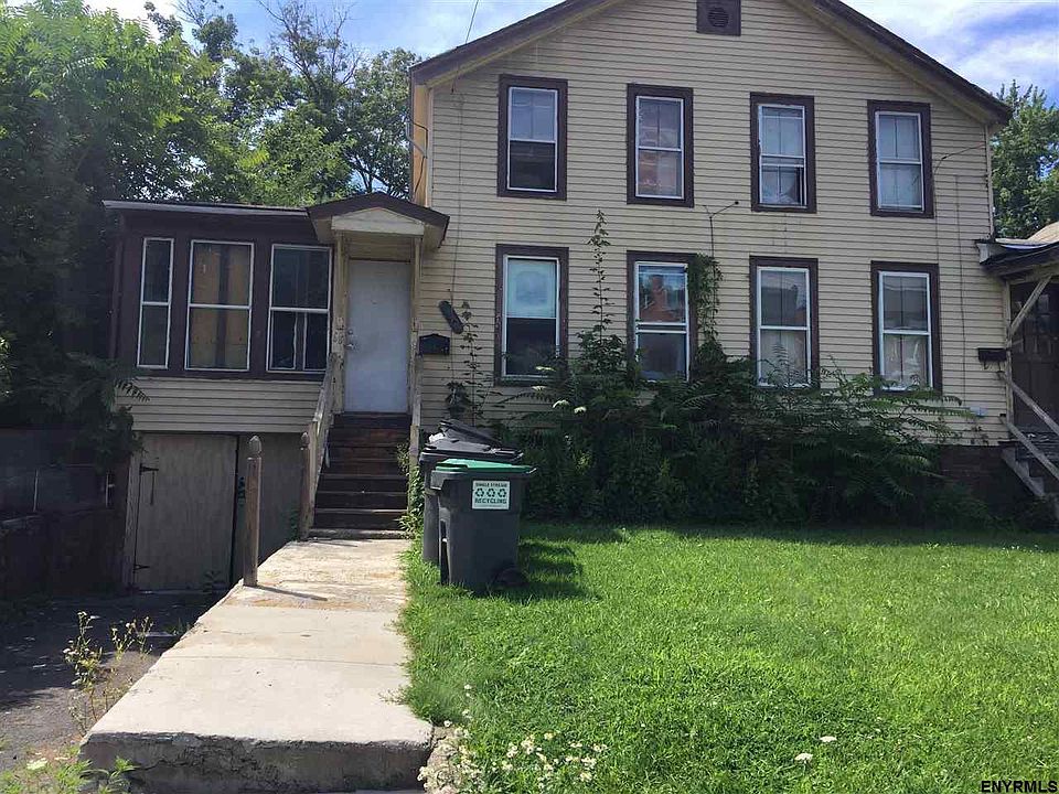 1st image of 68 Saratoga Ave