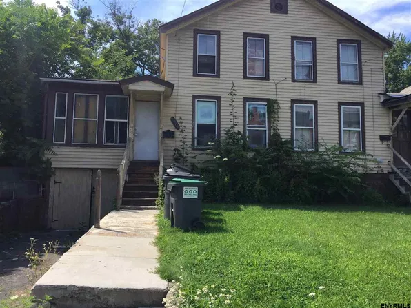 68 Saratoga Ave, Waterford, NY 12188