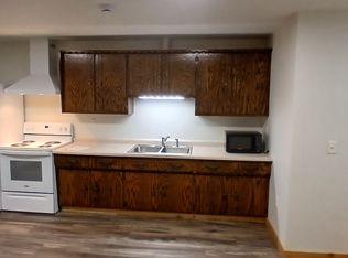 302 2nd St #1, Hayti, SD 57241