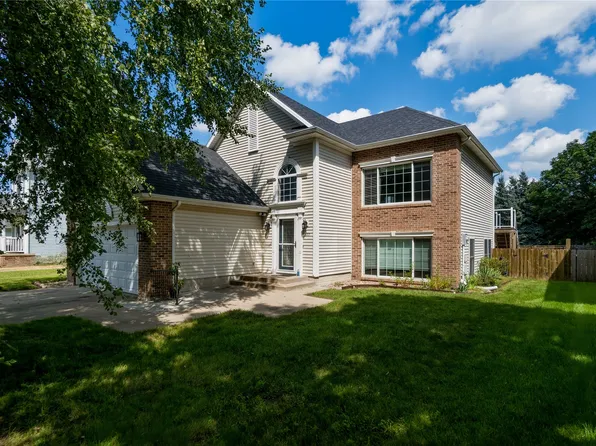1937 NW 157th St, Clive, IA 50325
