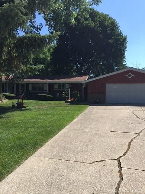 1st image of 3034 Mayfield Dr