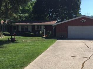 3034 Mayfield Dr, Port Huron, MI 48060