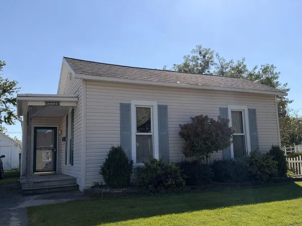 301 W Plum St, Wapakoneta, OH 45895