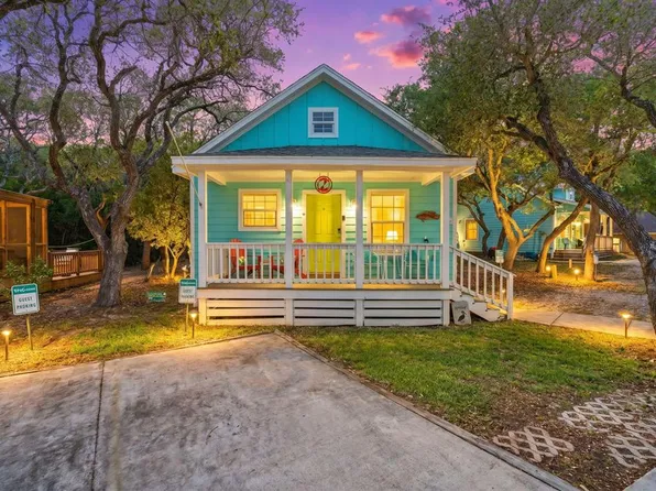 5481 Highway 35 N #2, Rockport, TX 78382