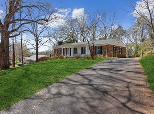 1000 River Forest Pl, Martinsville, VA 24112