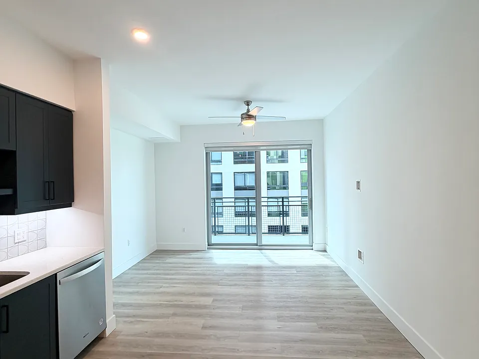 54 NW 30th St #S3