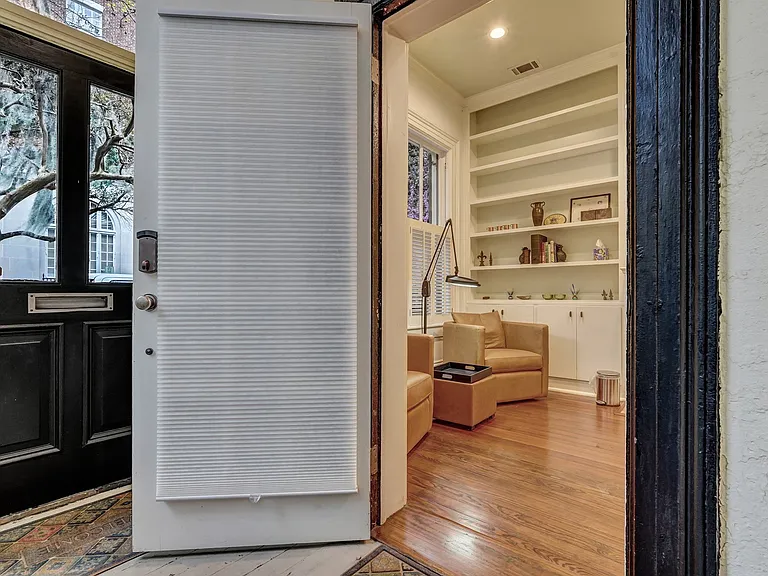 108 E Harris St — Photo 10