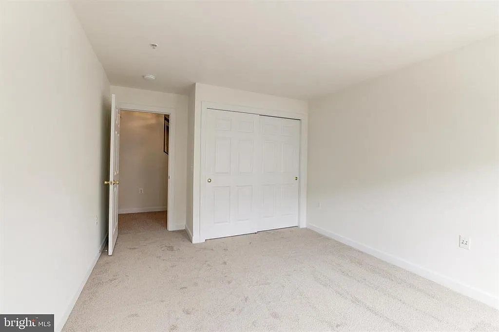 3 bed, 1620 sqft, $2,900 — Photo 2