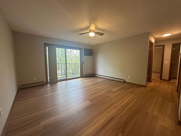 4th image of 65 Sunfish Ct APT 7