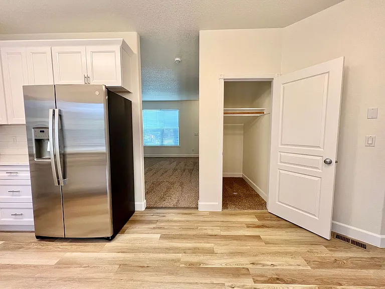 16775 NE Halsey St — Photo 6