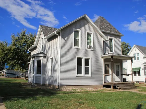 1701 Ross St, Sioux City, IA 51103