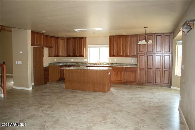 1730 E Cortez Dr — Photo 7