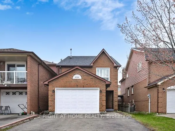 4151 Quaker Hill Dr, Mississauga, ON L5C 3M2