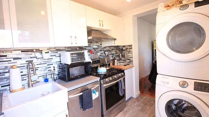 Rented by True Real Estate Group | media 11