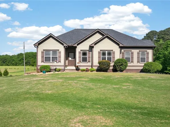 30 E Davis Bridge Rd, Villa Rica, GA 30180