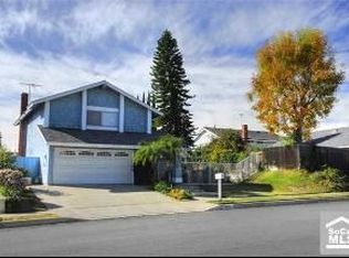 25822 Chapel Hill Dr, Lake Forest, CA 92630