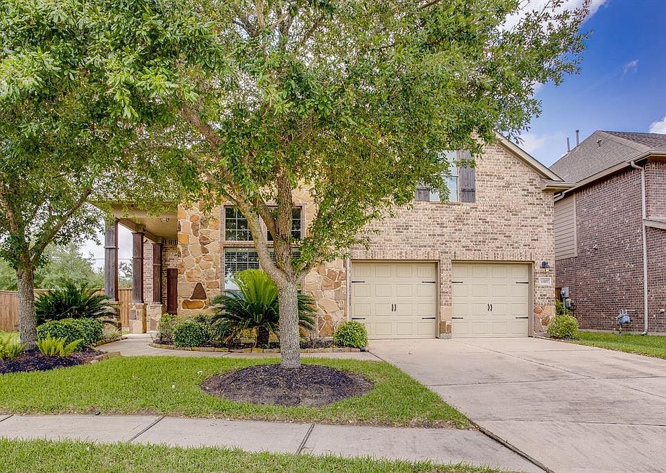 1st image of 11007 Bergamo Dr