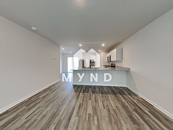 4th image of 2407 Cranberry Way