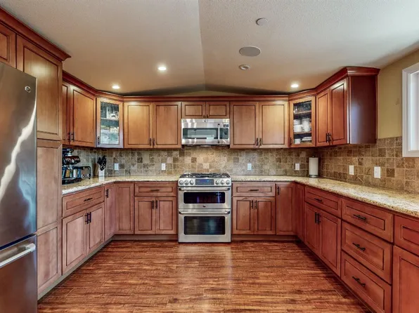 3 Nova Lane, Novato, CA 94945