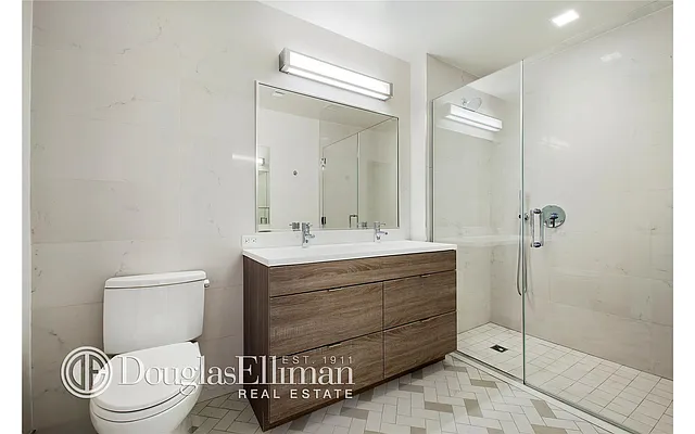 Rented by Douglas Elliman | media 14