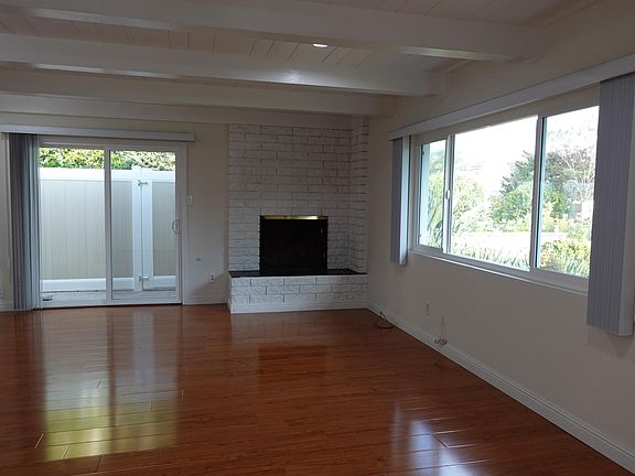 5th image of 125 Eldorado St #A