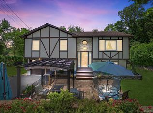17 Highland Dr, Highland Mills, NY 10930