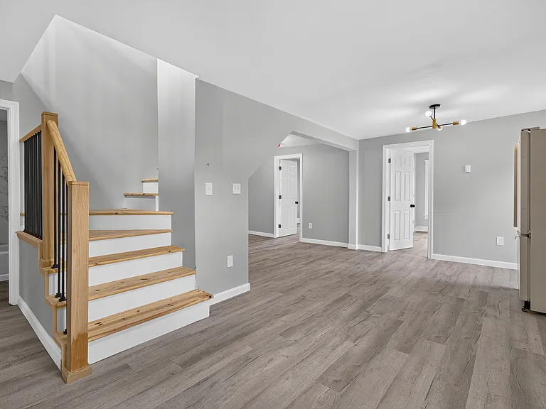 303 W Main St #3 — Photo 5