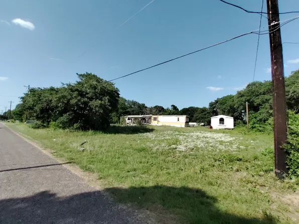 240 Sandy Oaks Rd, Springtown, TX 76082