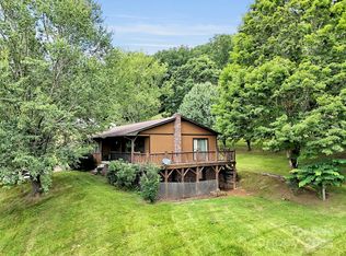 60 Sandalwood Ln, Canton, NC 28716