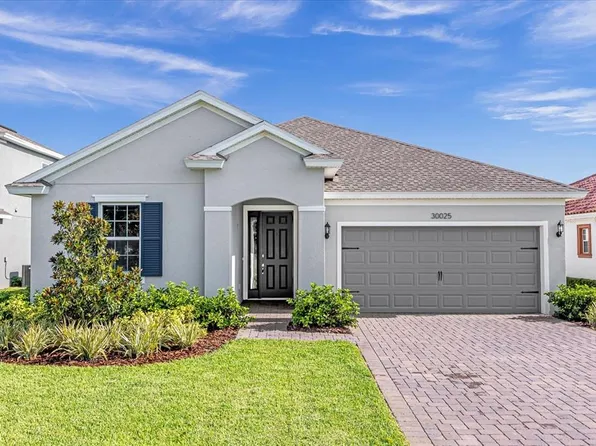 30025 Island Club Dr, Tavares, FL 32778